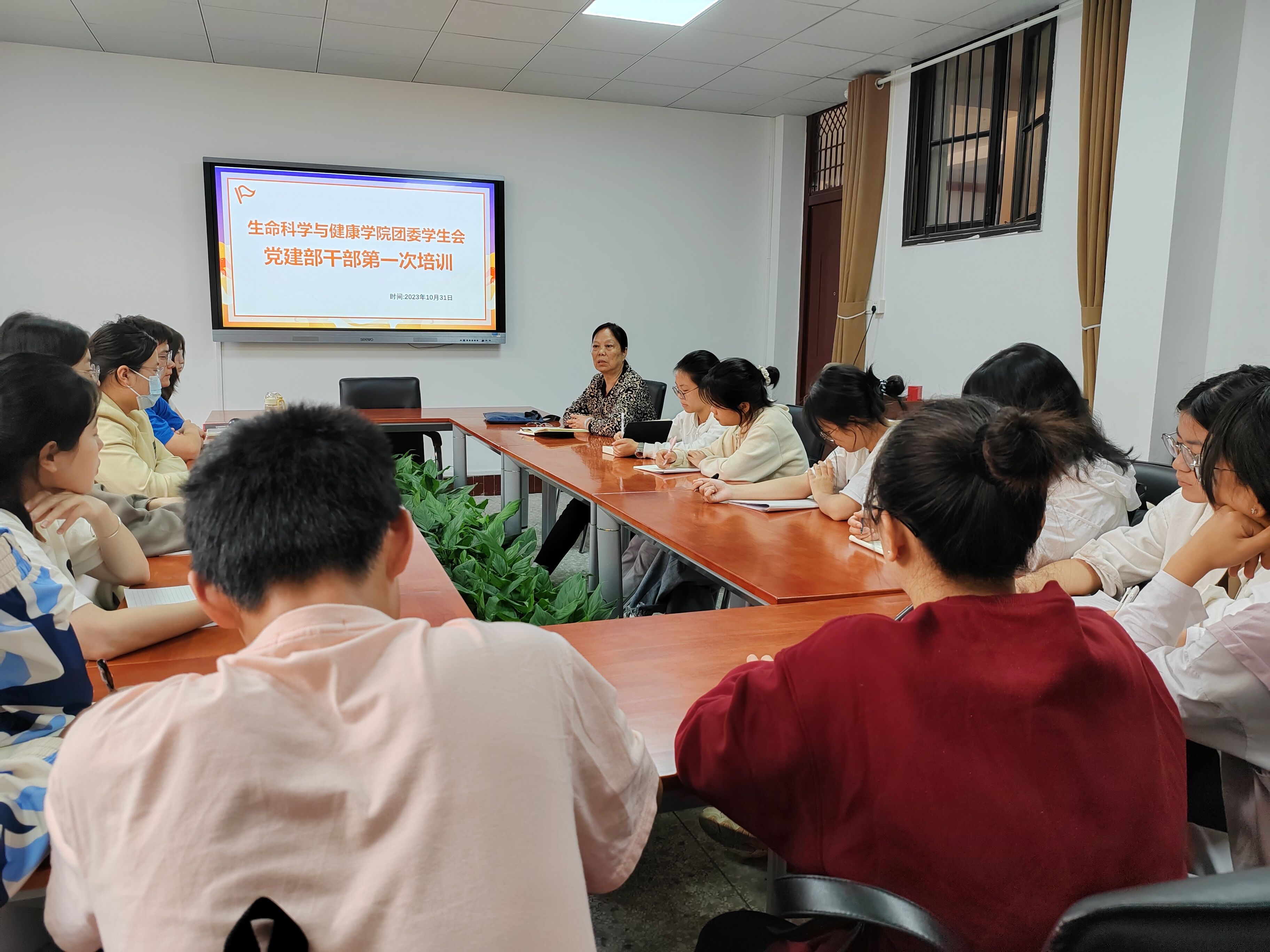 1c6550249eb34af9998ff511d720500a.jpg 1c6550249eb34af9998ff511d720500a.jpg